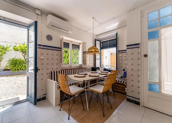 Seahomes Vacations - Tossa Villagehouse 150m And Pkg بيت للعطل توسا ذي مار